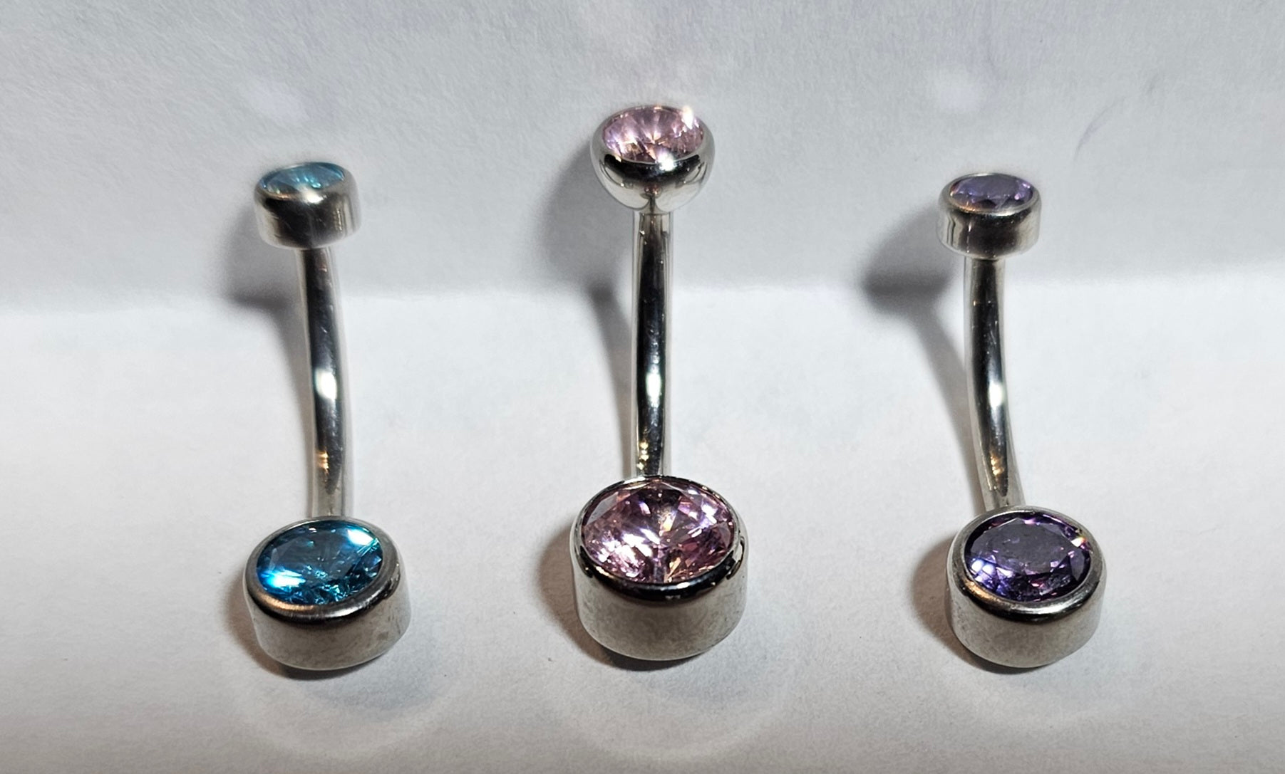 Flat Bezel Set Gem Navel Bar